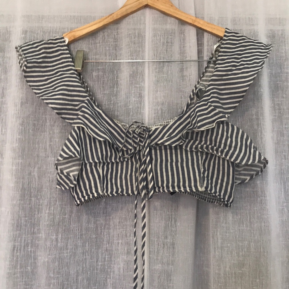 Stripped Ruffled Crop Top